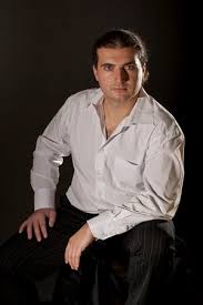 Miki Stojanov, Tenor